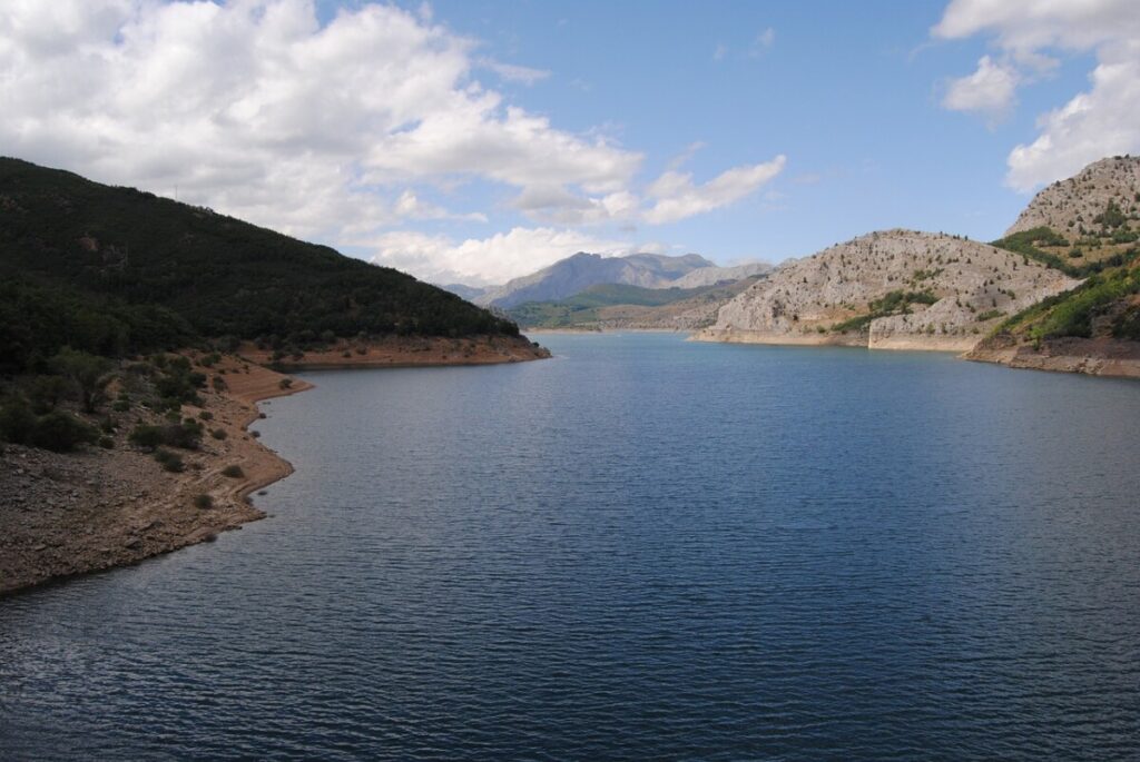 La reserva hídrica se encuentra al 51,7%, muy por encima del año pasado La reserva hídrica se encuentra al 51,7%, muy por encima del año pasado