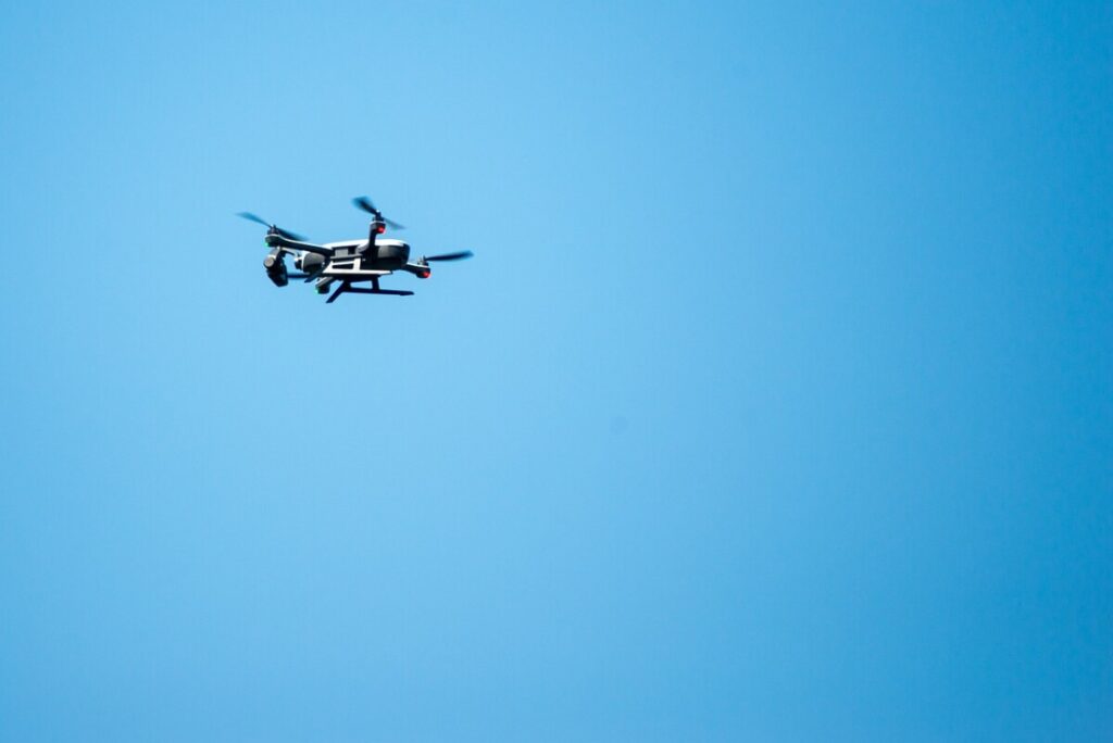 La aplicación de productos fitosanitarios mediante dron está prohibida, salvo autorización previa La aplicación de productos fitosanitarios mediante dron está prohibida, salvo autorización previa